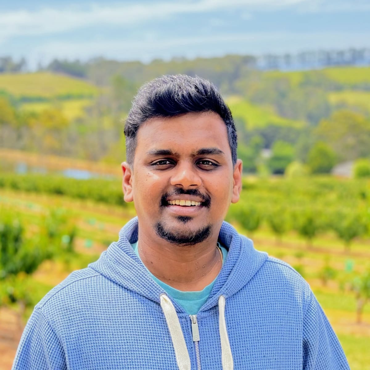 Portrait photo of Janaka Vithanage